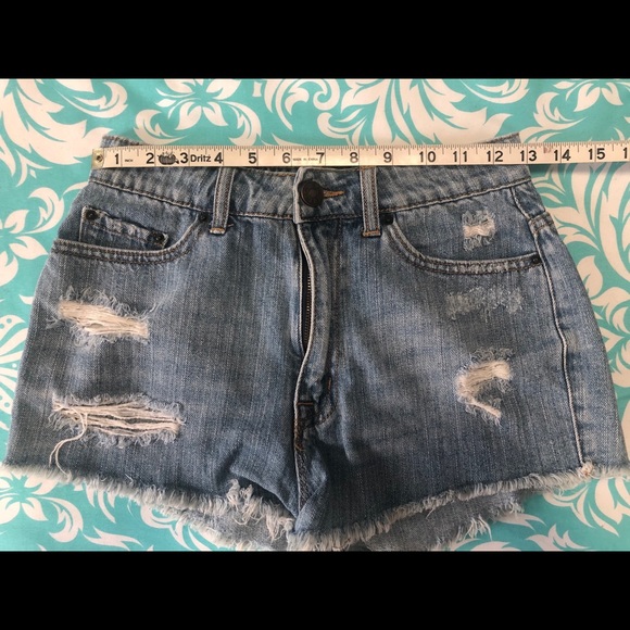 BDG URBAN OUTFITTERS high rise dree cheeky shorts - Picture 9 of 9